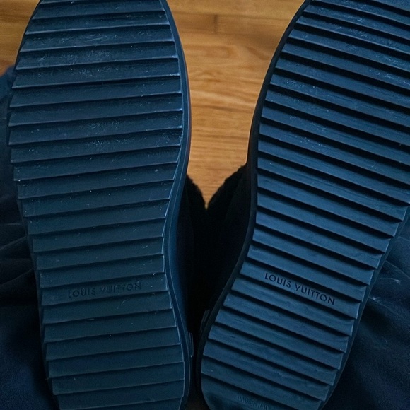 Louis Vuitton Black Snowdrop Flat Ankle Boots - Picture 11 of 14